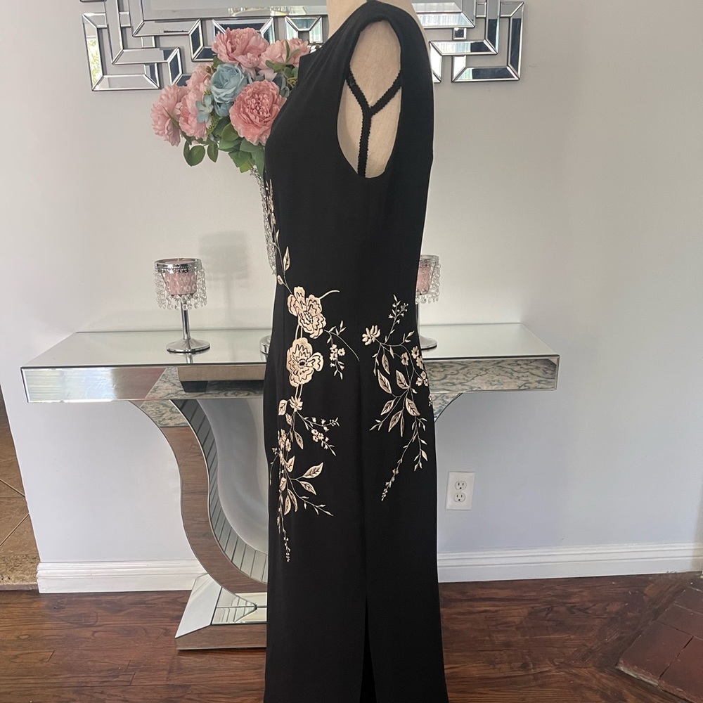 Beautiful material, No stretch material